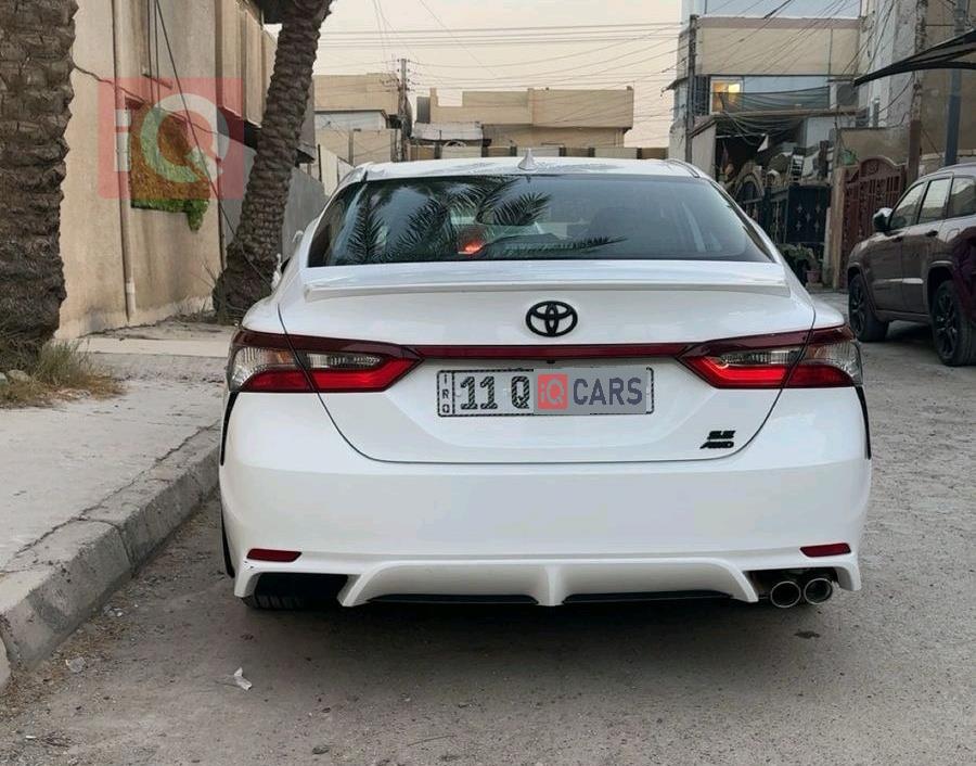 تۆیۆتا کامری